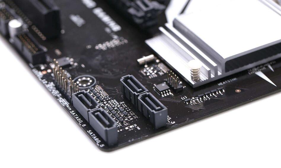 Bus Sata (Serial Advanced Technology Attachment) 1