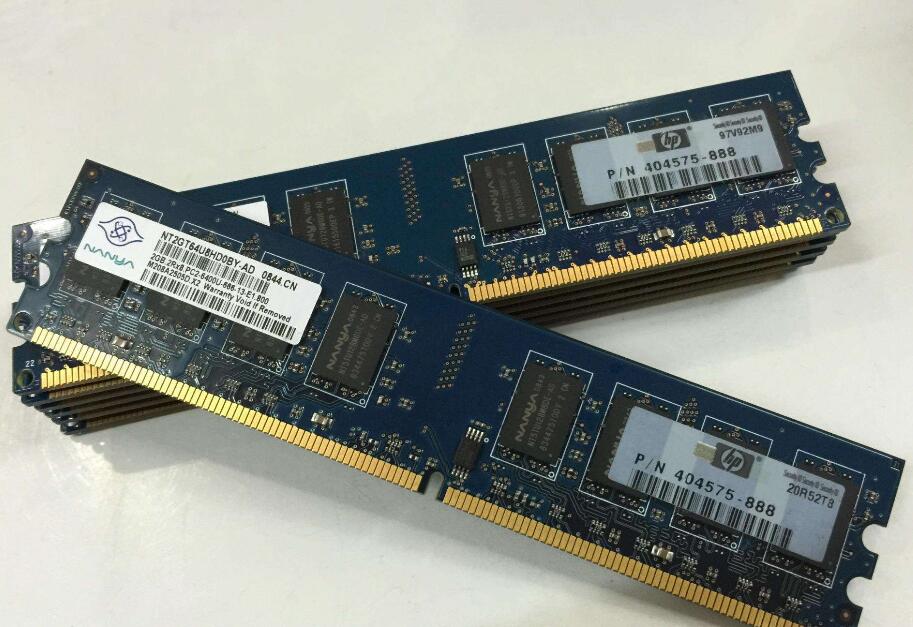 Memory DDR2 (Double Data Rate 2) 1